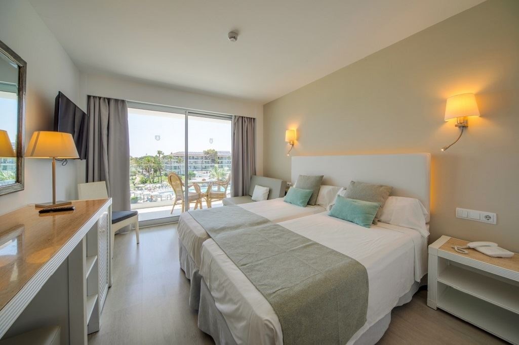 rooms-double-room-side-sea-view