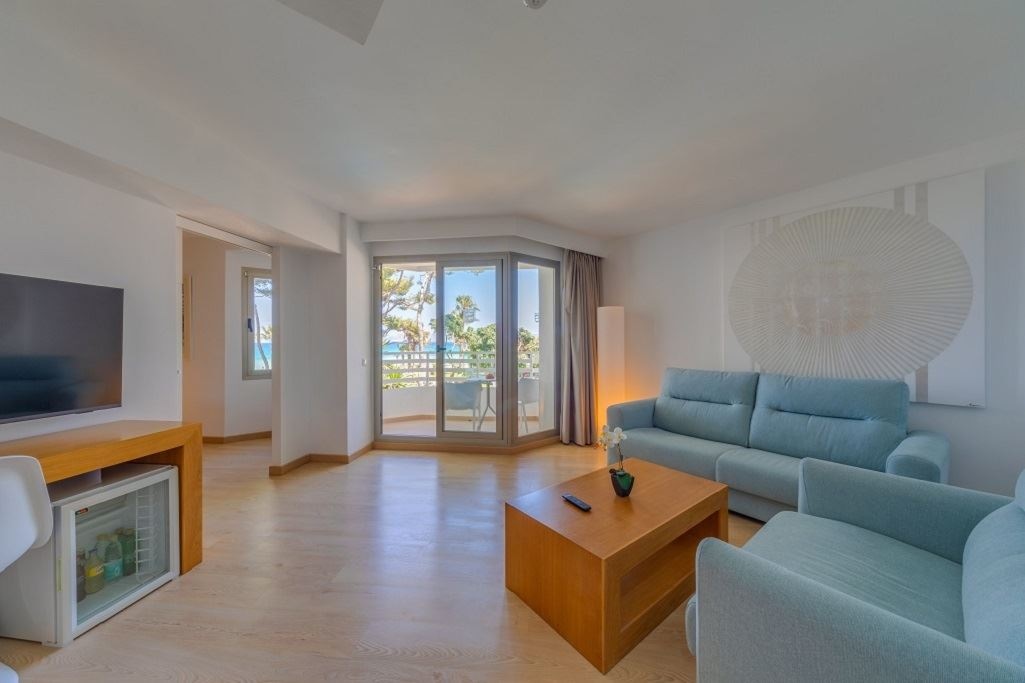 rooms-suite-side-sea-view