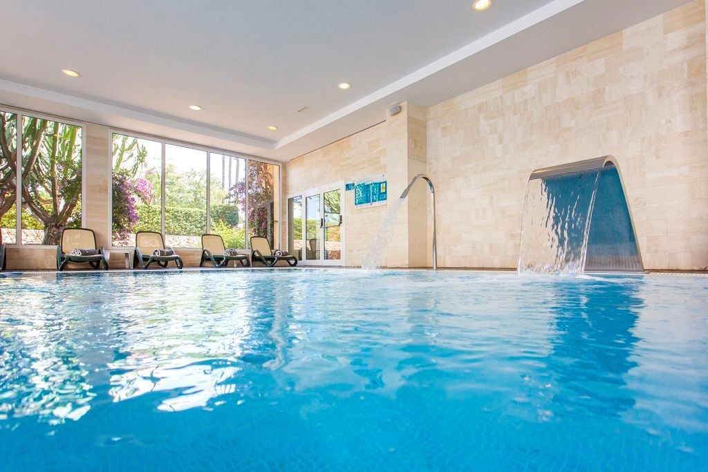 pools-indoor-pool