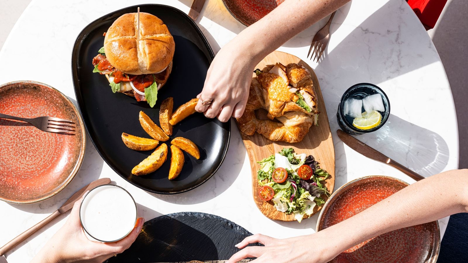 restaurants-restaurant-buffet