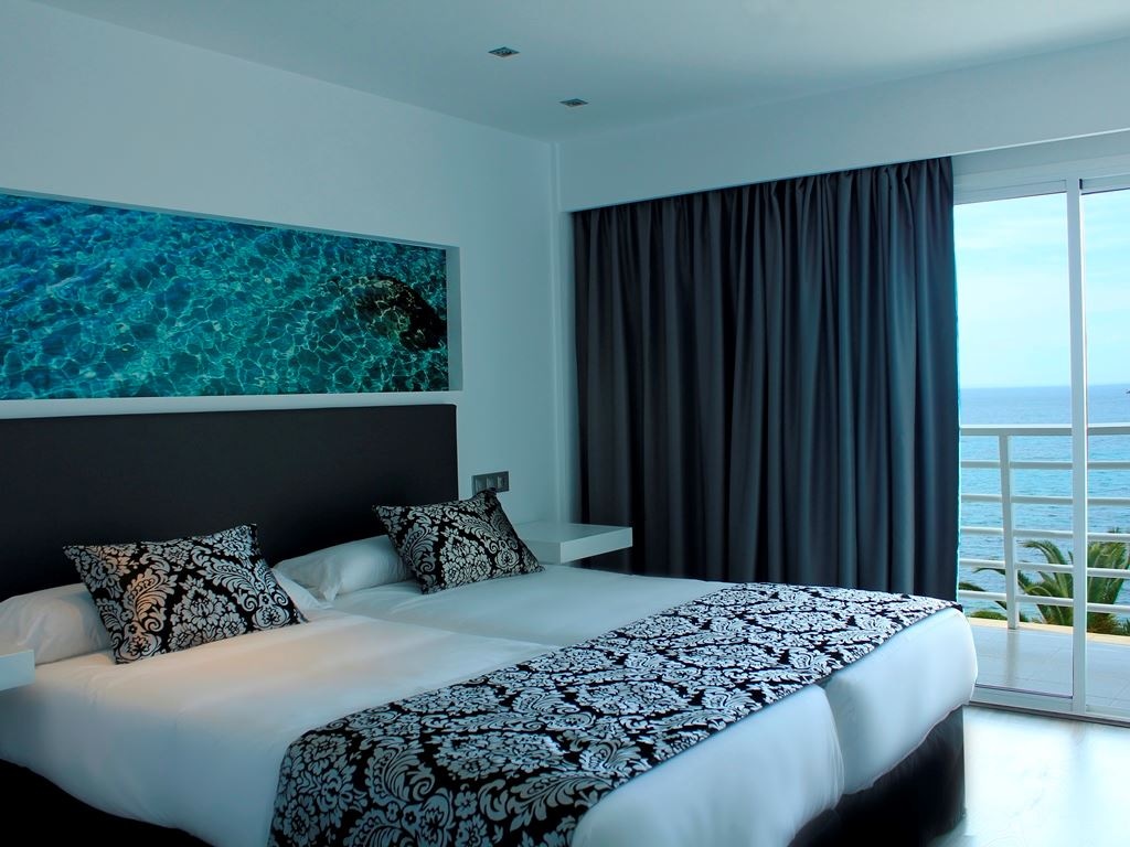 rooms-double-for-single-use-sea-view