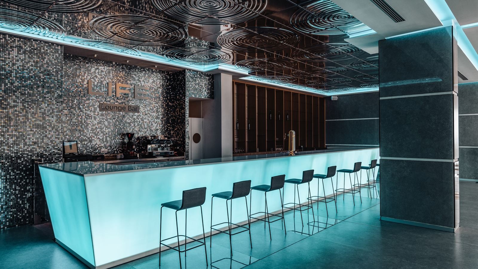 bars-life-lounge-bar