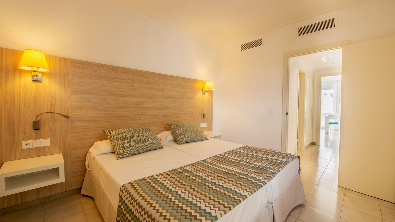 rooms-apartment-1-bedroom