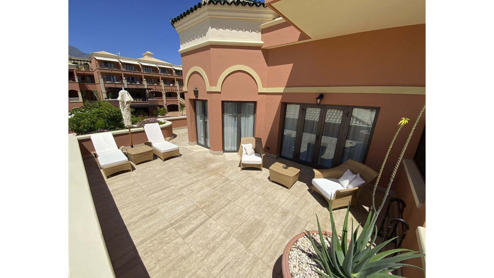 rooms-junior-suite-premium