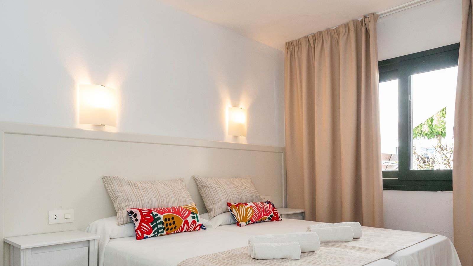 rooms-1-bedromm-apartment