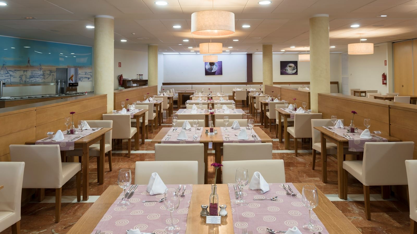 restaurants-restaurant