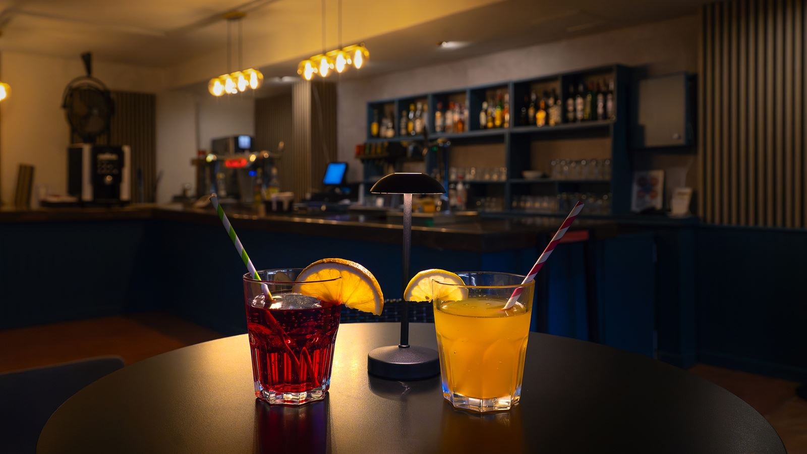 bars-disco-bar-winter