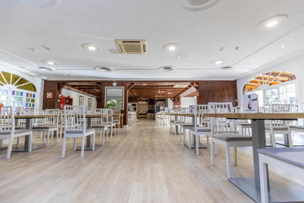 restaurants-restaurant-buffet