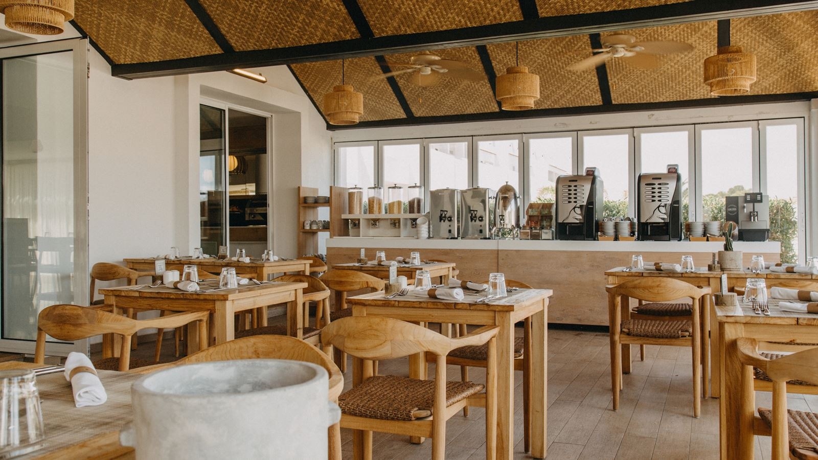 restaurants-llaut-restaurant