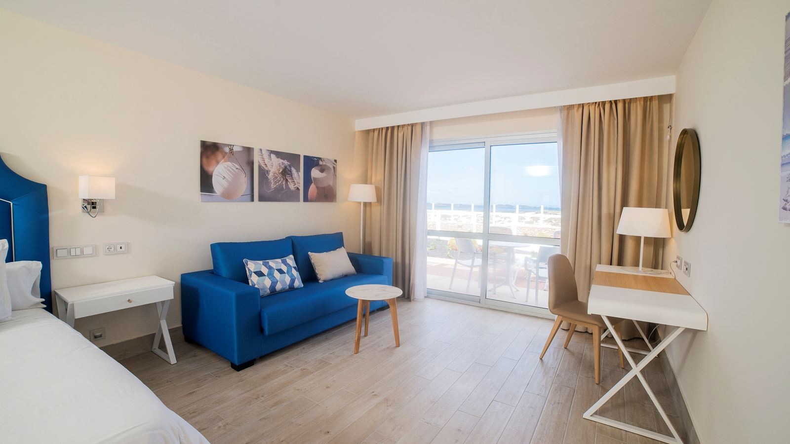 rooms-double-standard-room-balcony-or-terrace