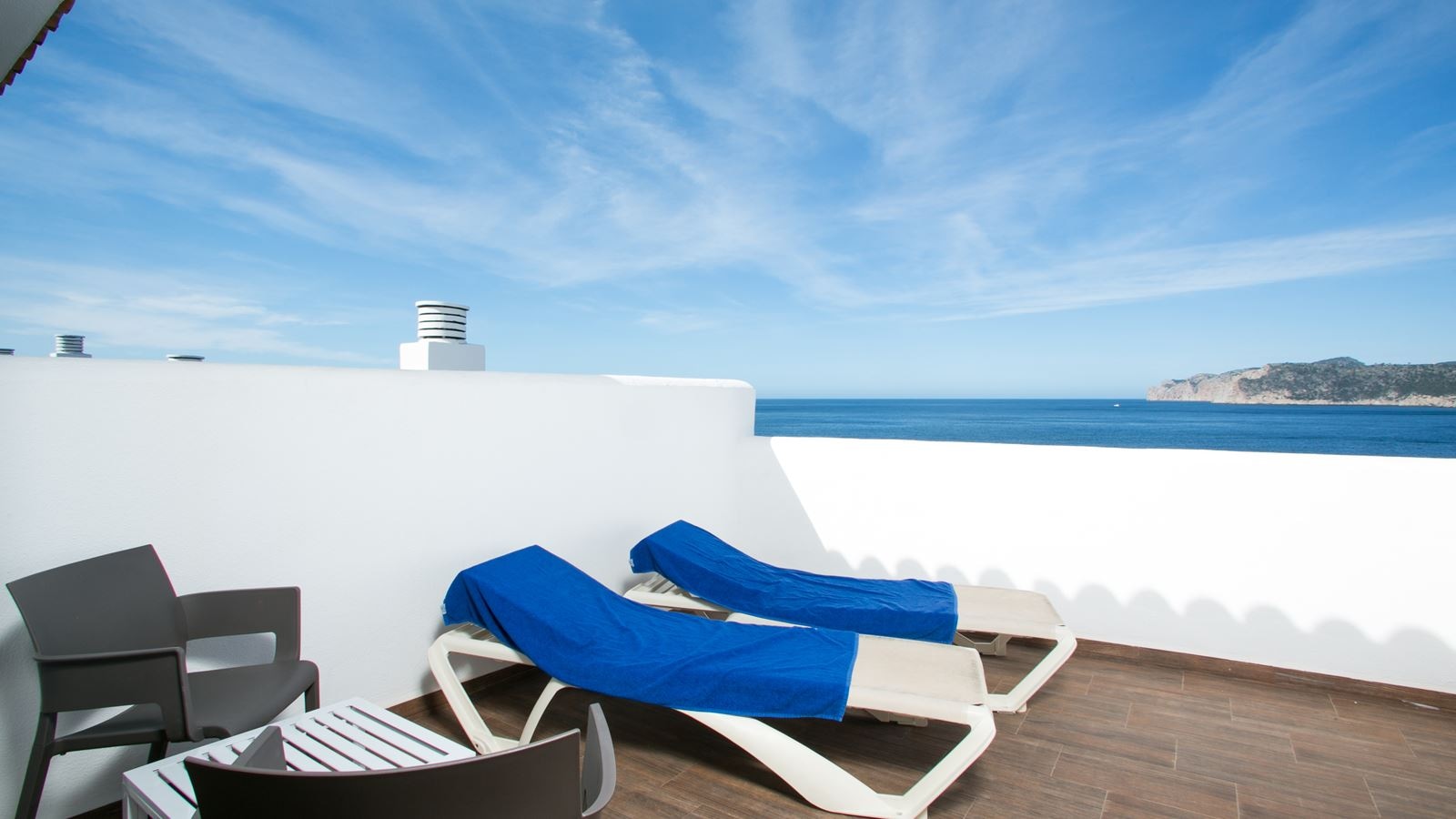 rooms-twin-premium-sea-view