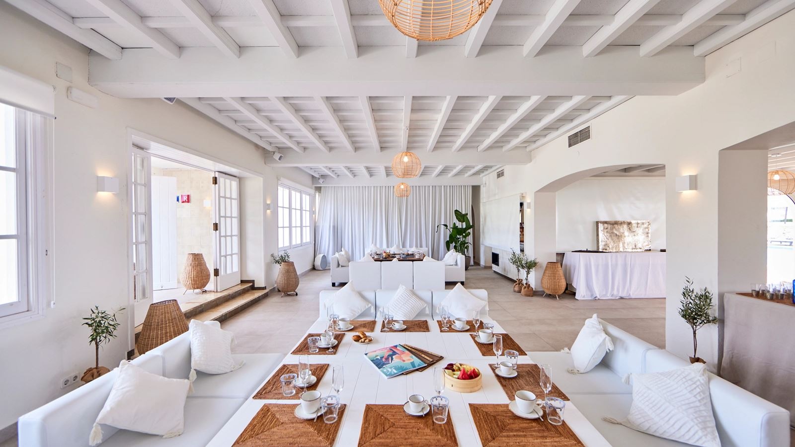 restaurants-purobeach-menorca-oasis-del-mar