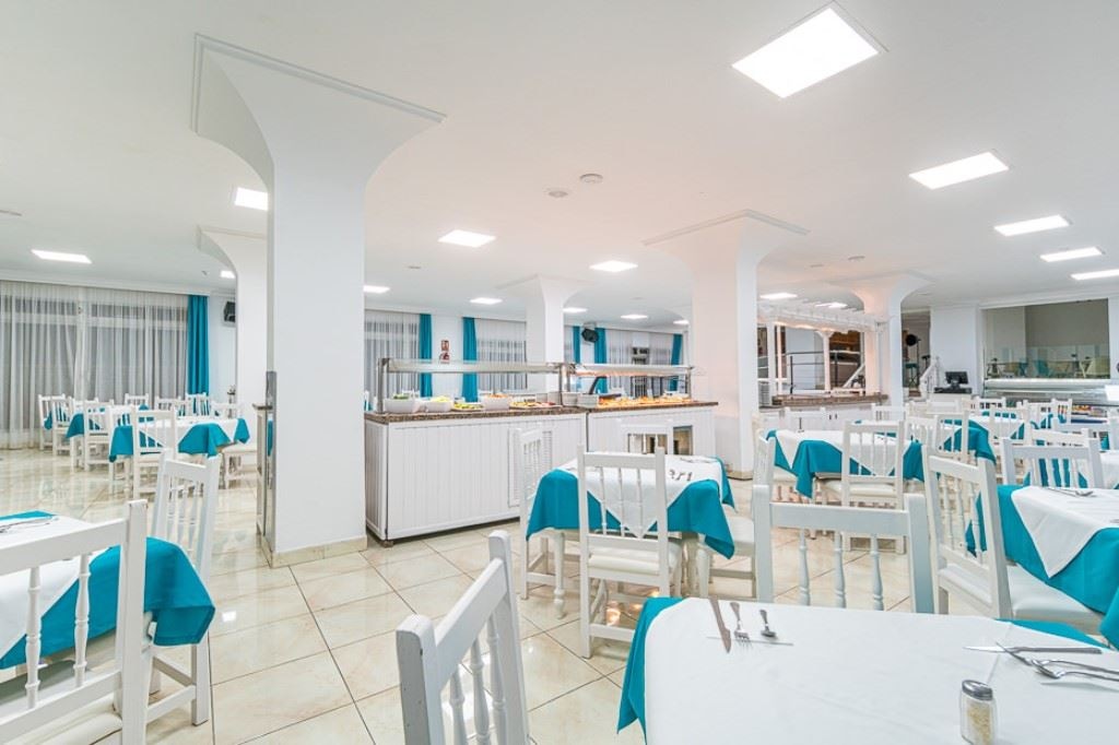 restaurants-restaurants