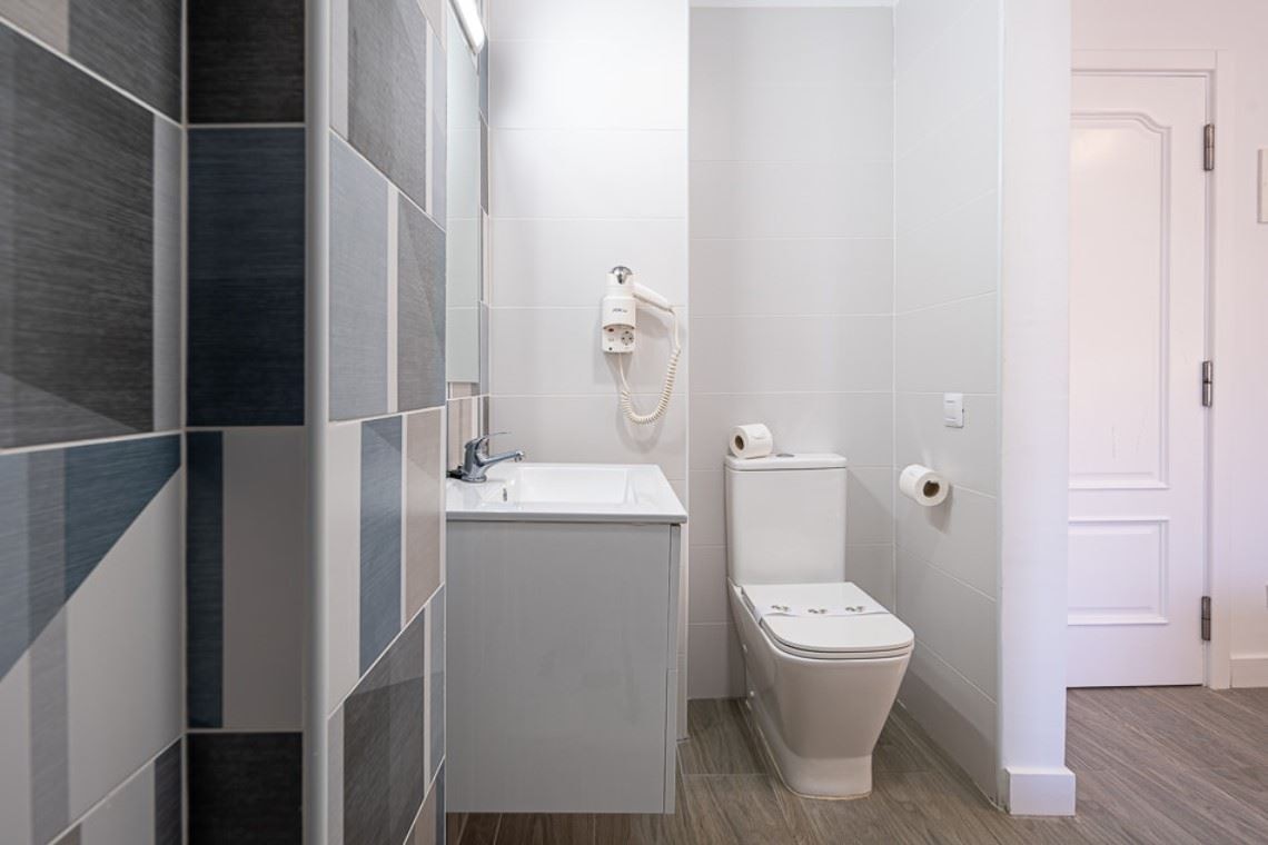 rooms-superior-studio-balcony