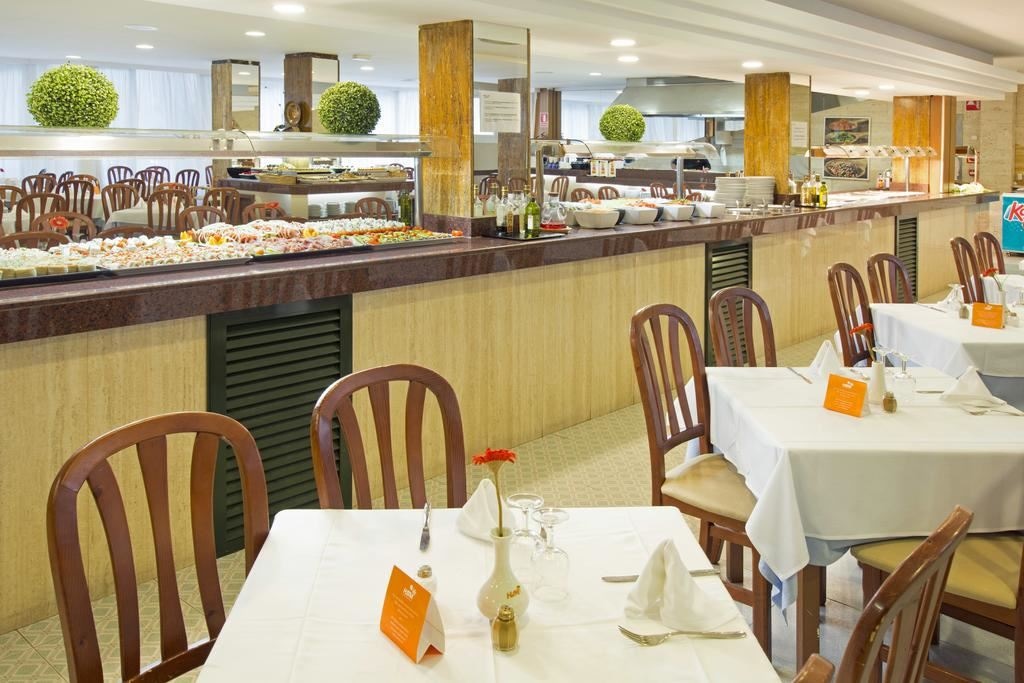 restaurants-restaurant