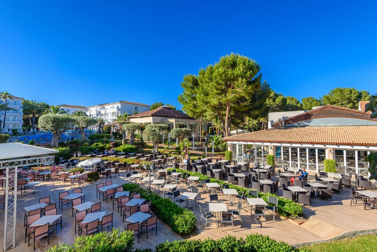 bars-hibiscus-bar-cafeteria