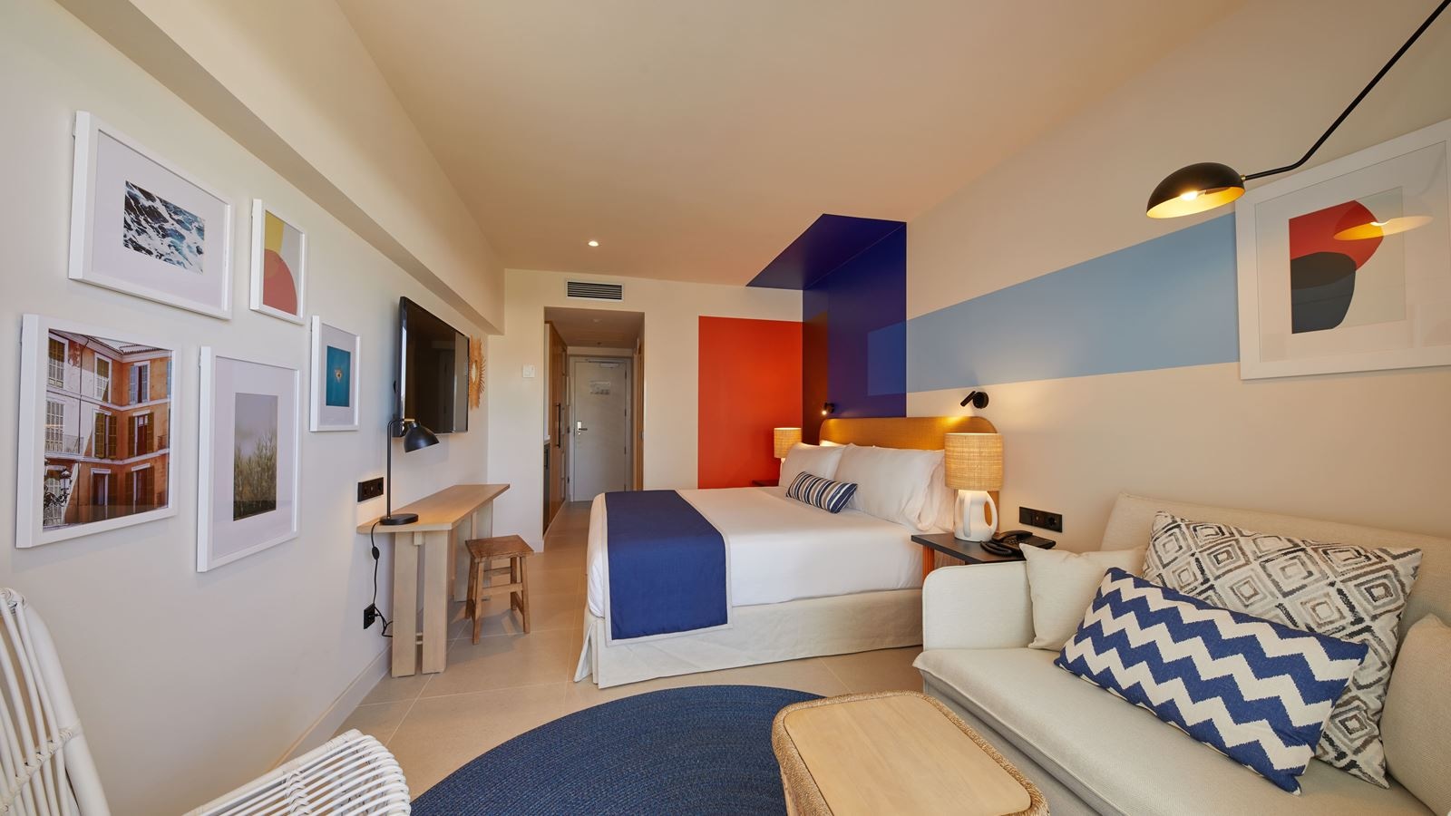 rooms-double-premium-room-balcony-or-terrace