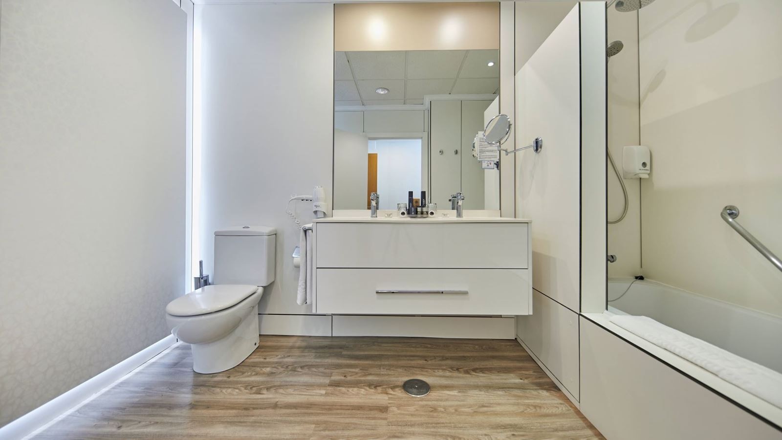 rooms-superior-room-balcony-or-terrace