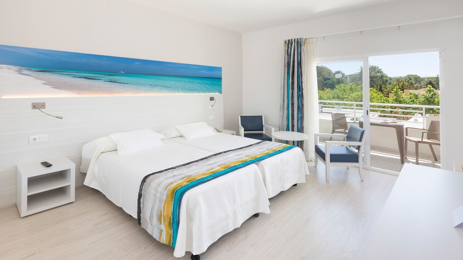 rooms-double-balcony-or-terrace