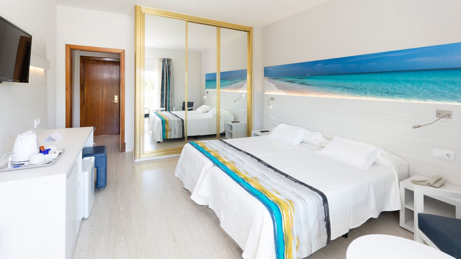 rooms-double-balcony-or-terrace