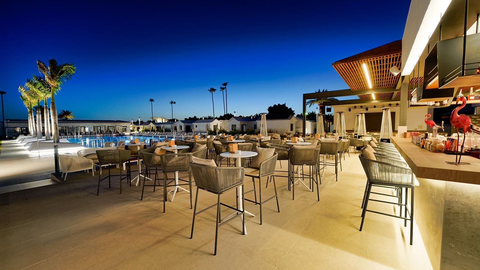 restaurants-sunset-bar--terrace