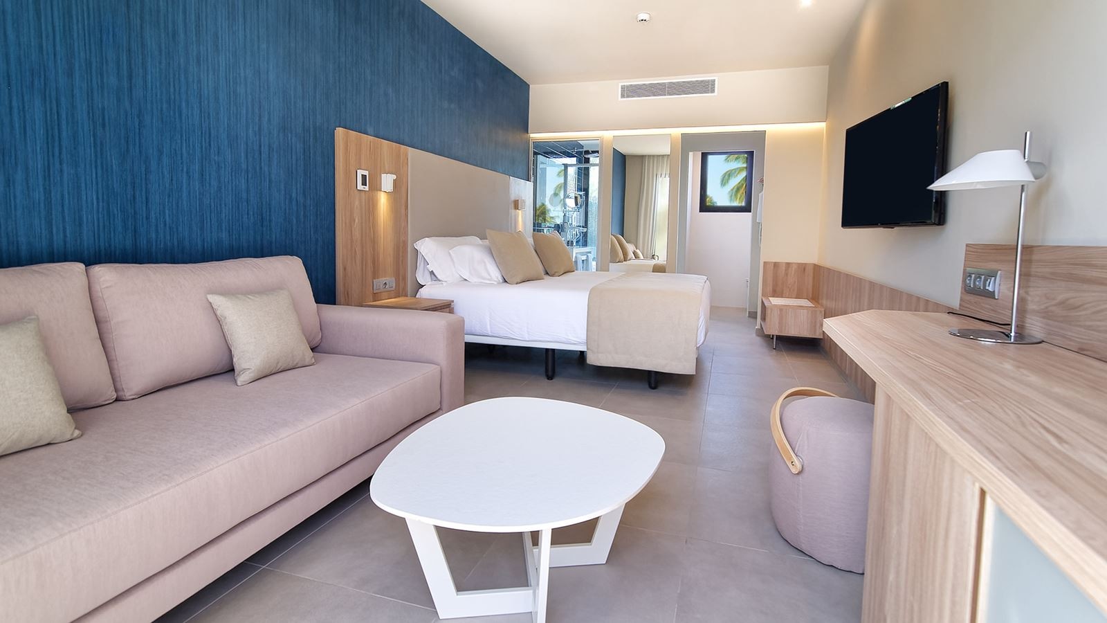 rooms-double-deluxe-with-terrace