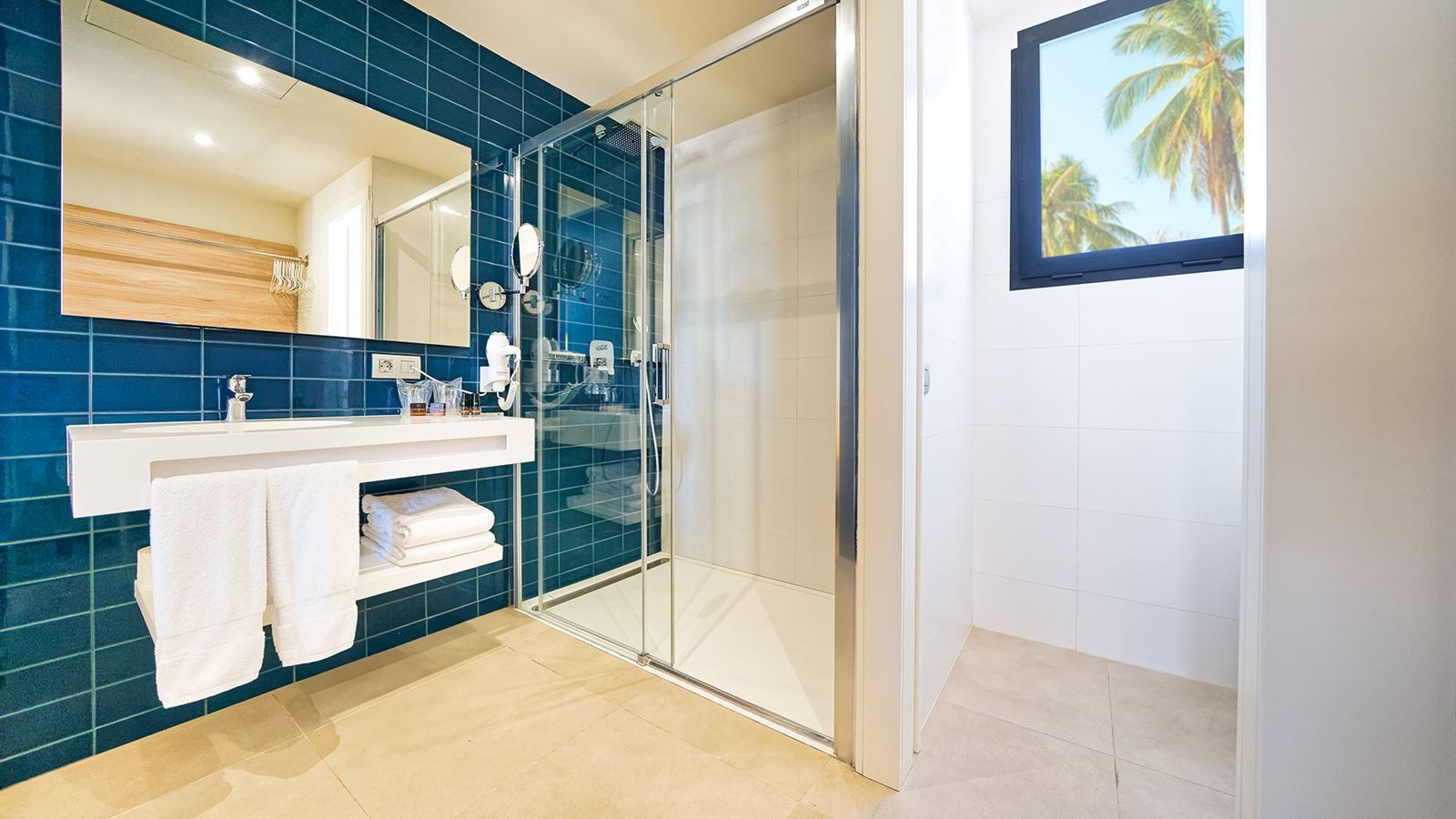 rooms-double-deluxe-with-terrace