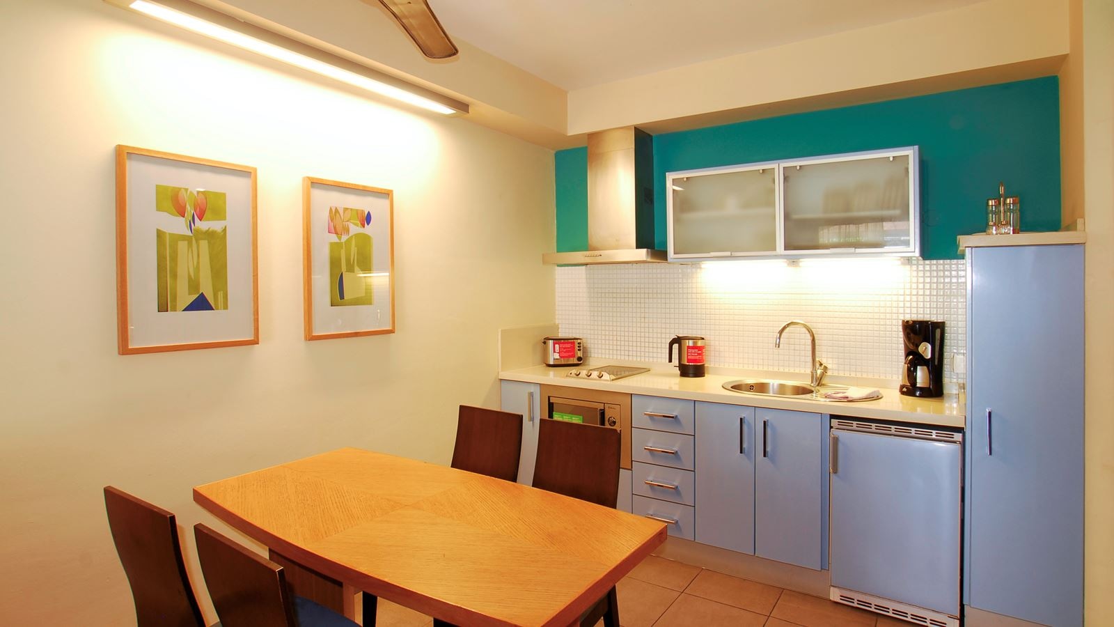 rooms-2-bedroom-apartment-with-balcony