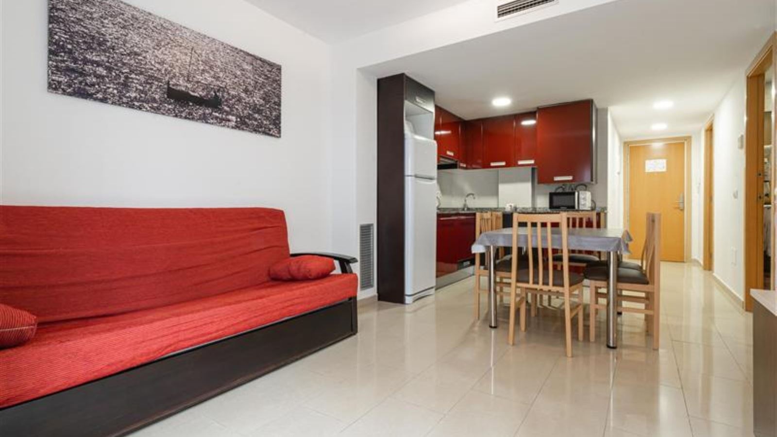 rooms-apartment-2-bedroom-with-balcony