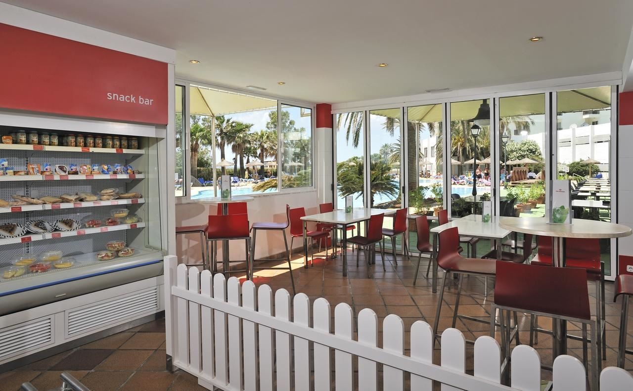 restaurants-milanos-restaurant