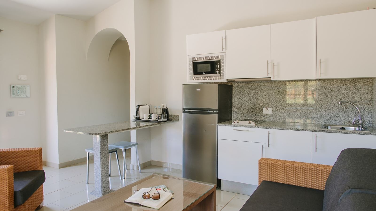 rooms-3-bedrooms-bungalow-with-terrace