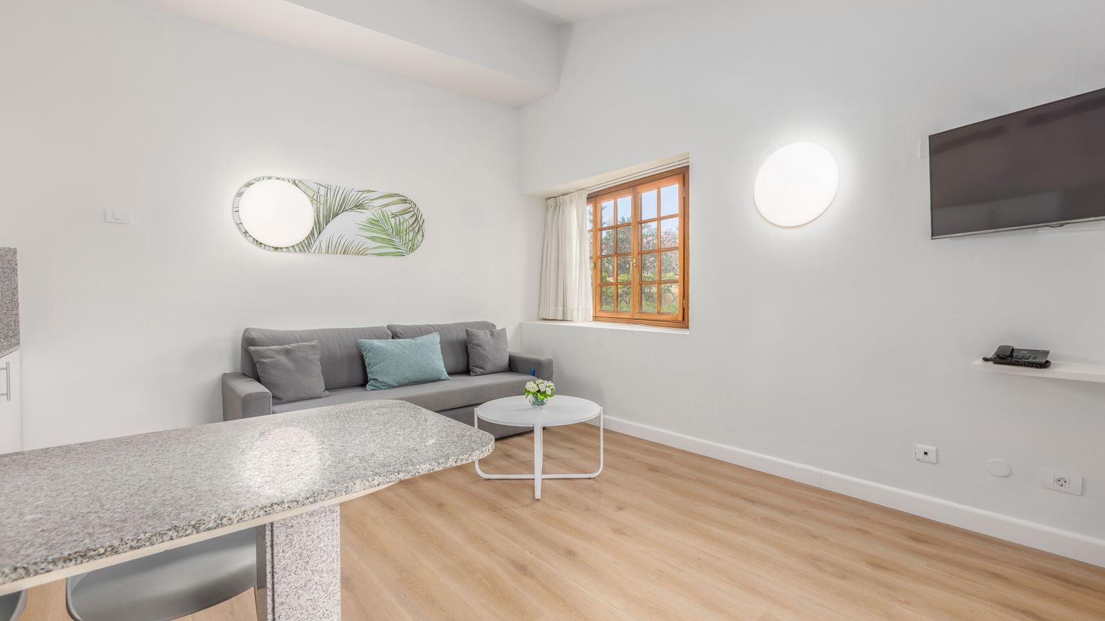 rooms-2-bedrooms-bungalow-with-terrace