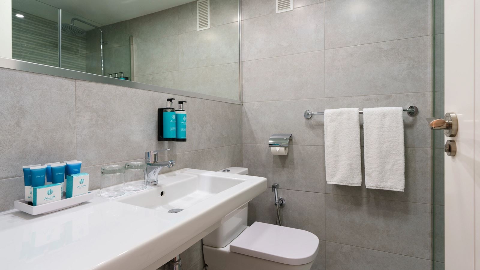 rooms-my-favourite-club-junior-suite