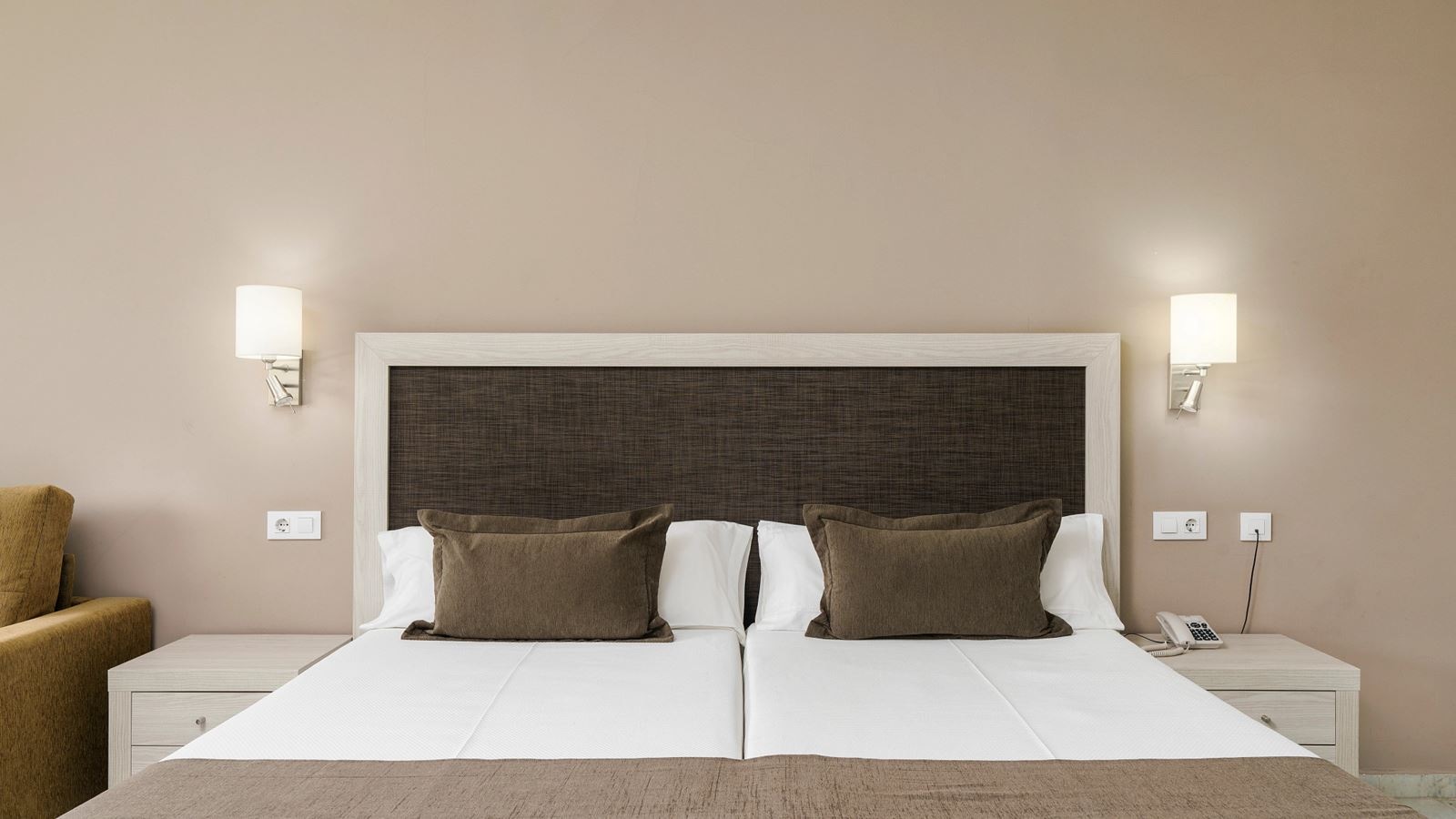 rooms-js--junior-suite-balcony-or-terrace