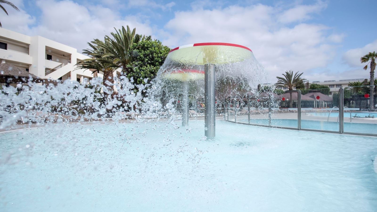 pools-outdoor-childrens-pool