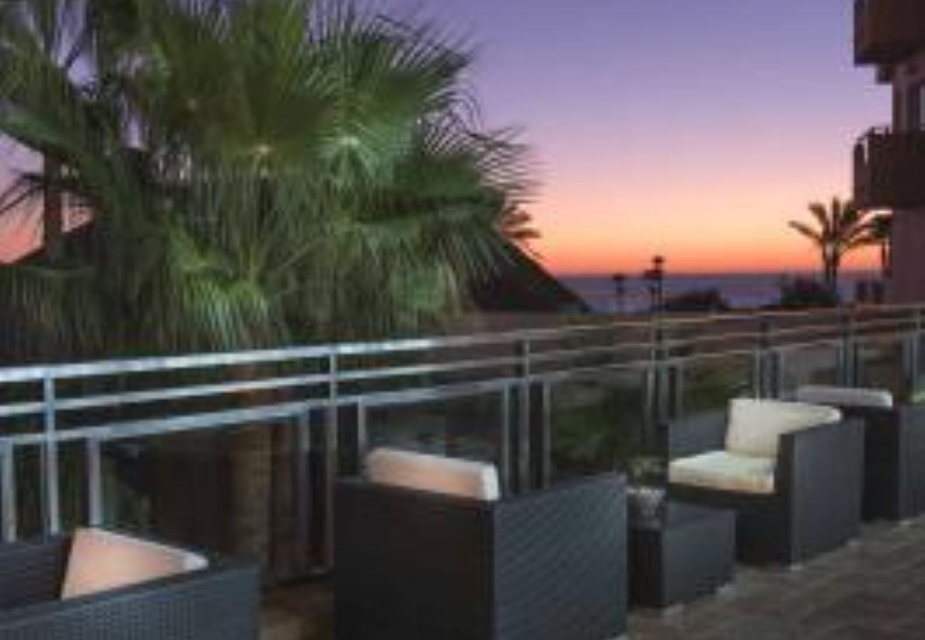 restaurants-bar-hall