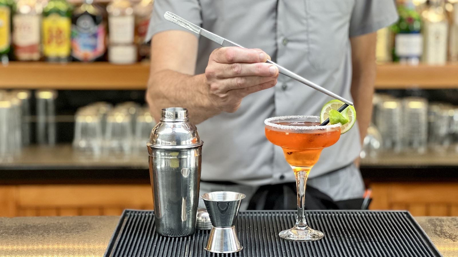 restaurants-bar-puerto-palace