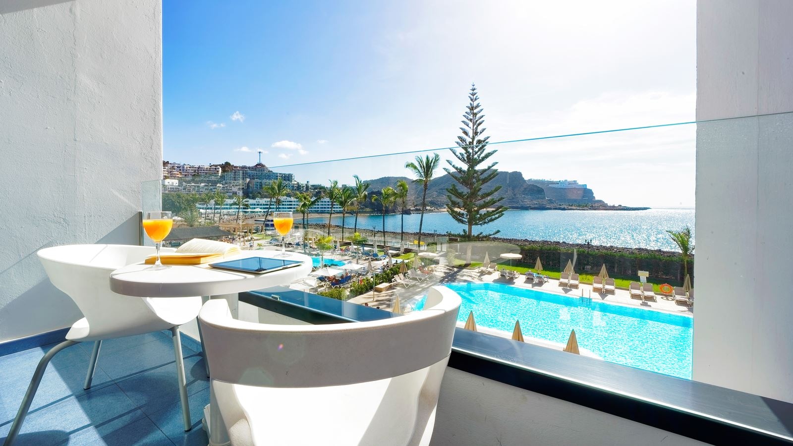 rooms-apartment-one-bedroom-balcony-or-terrace