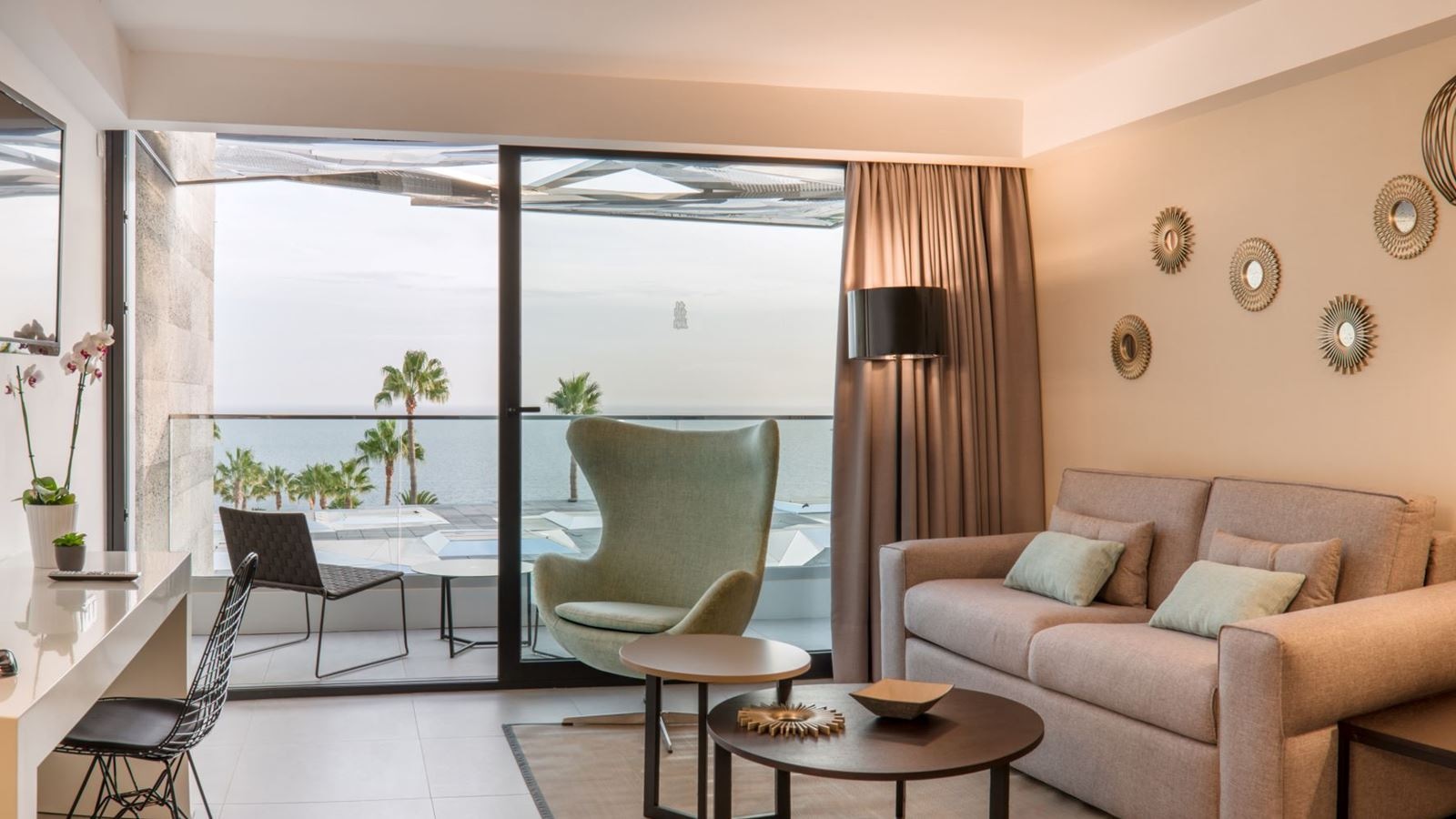 rooms-excellence-suite