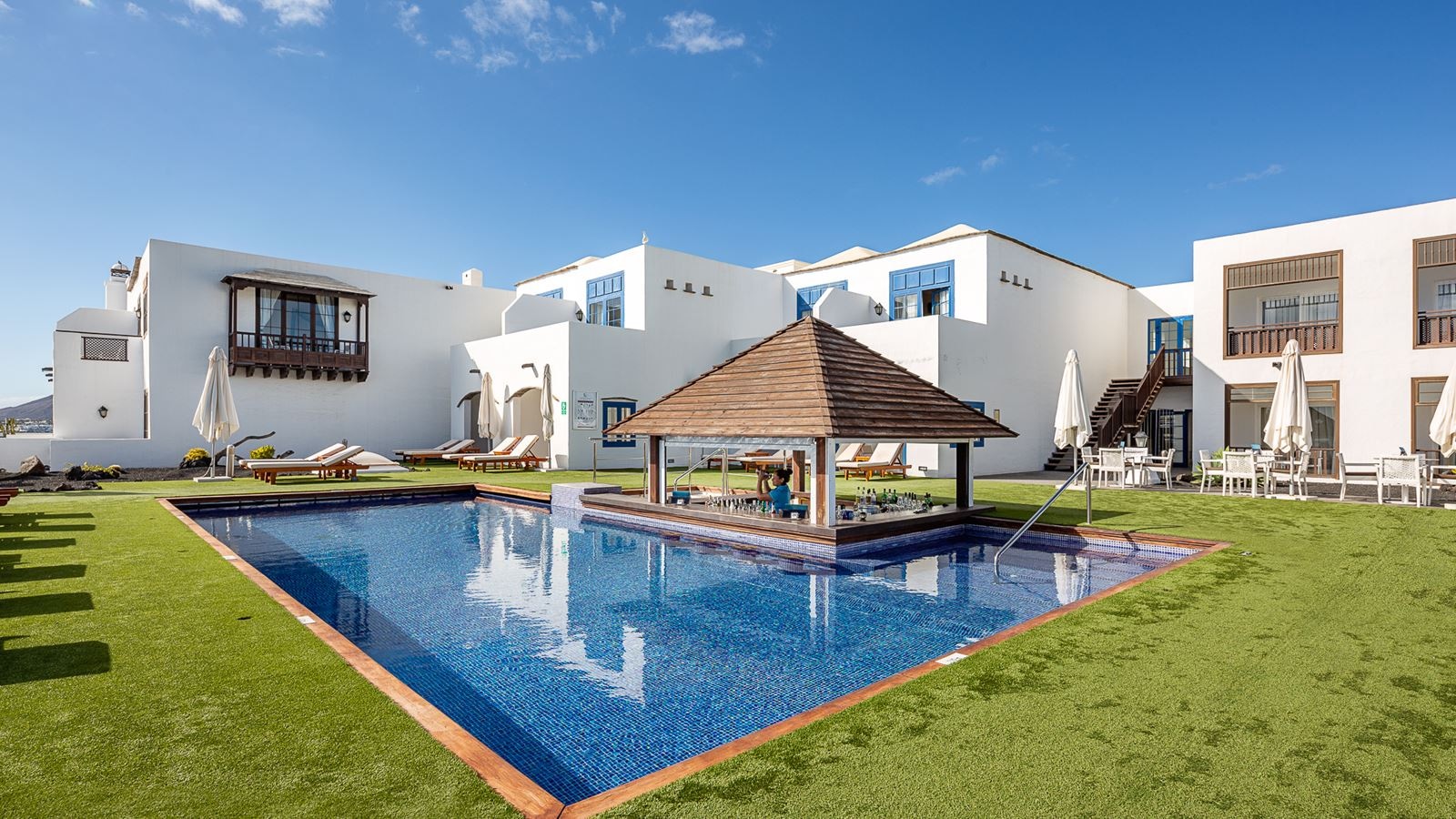 bars-las-salinas--club-volcán