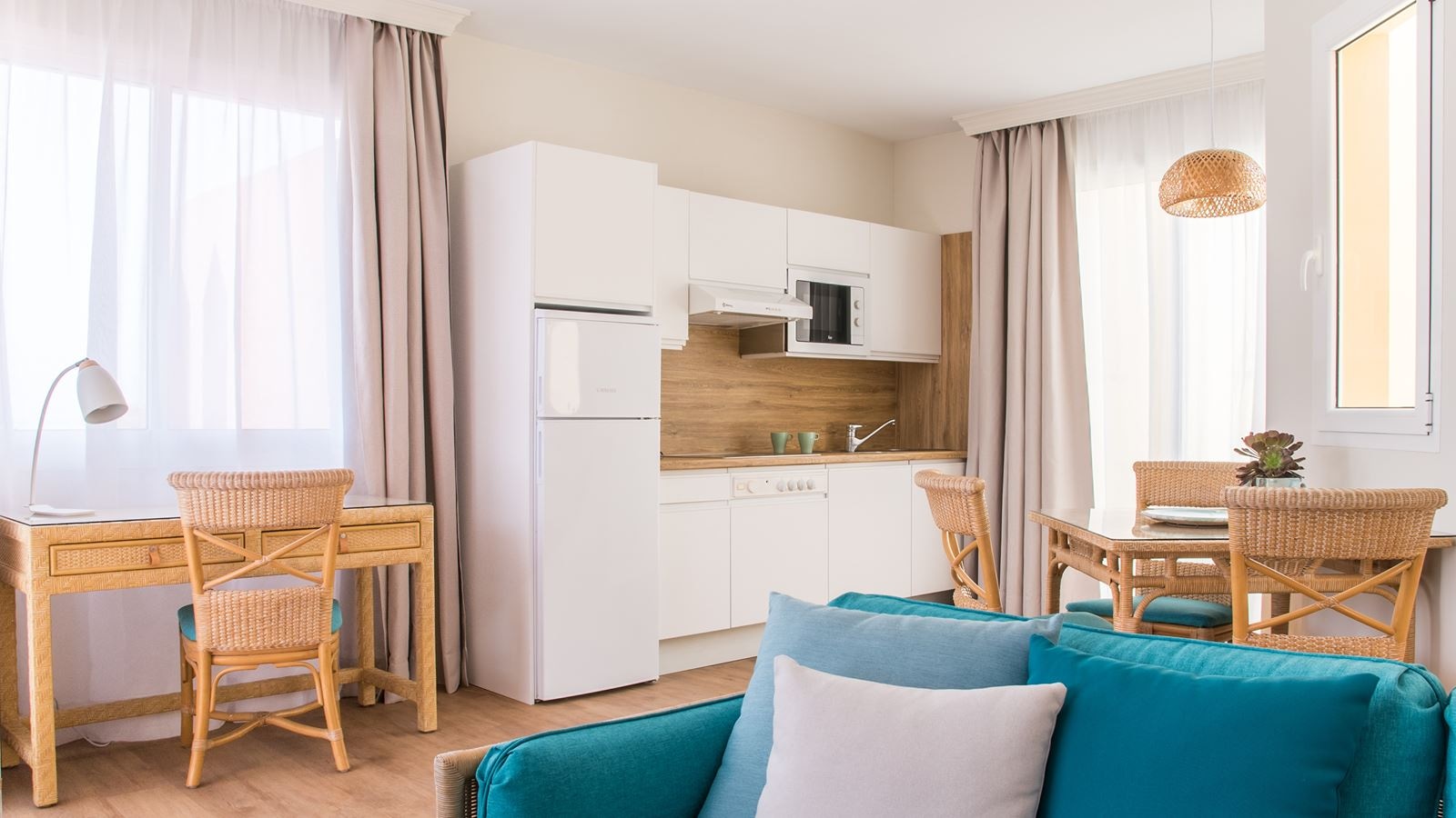 rooms-junior-suite-js