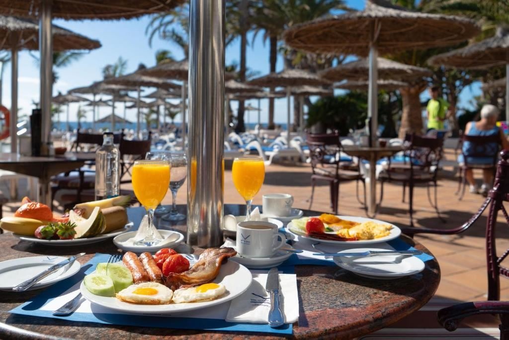 bars-barbacoa-pool-bar