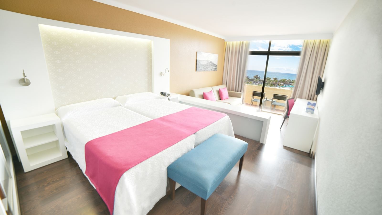 rooms-superior-sea-view-room-renovated-with-balcony-or-terrace