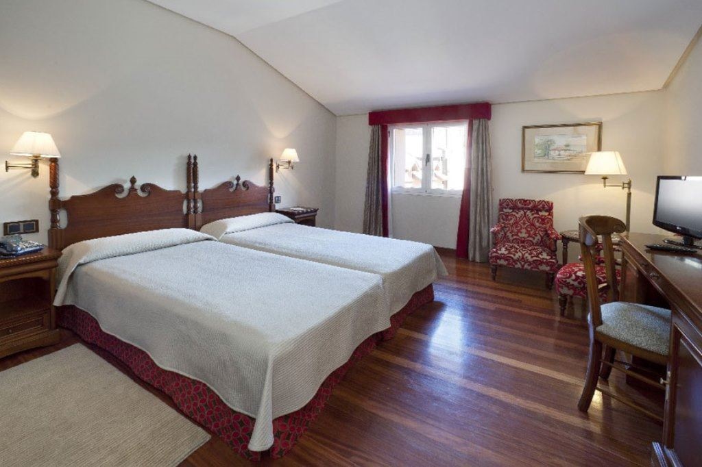 rooms-double-superior-room-mountain-view-single