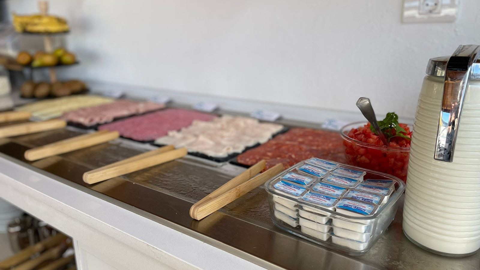 restaurants-restaurant