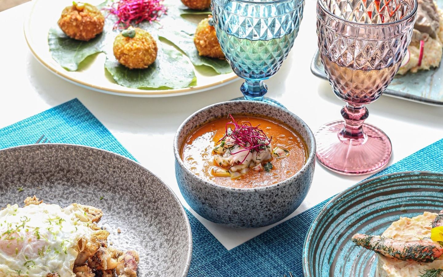 restaurants-inmood-buffet-restaurant