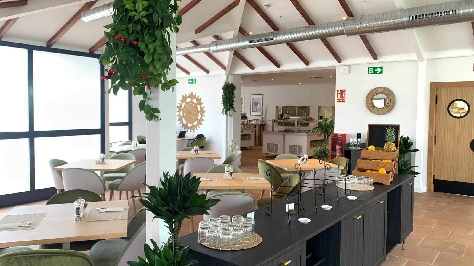 restaurants-buffet-restaurant