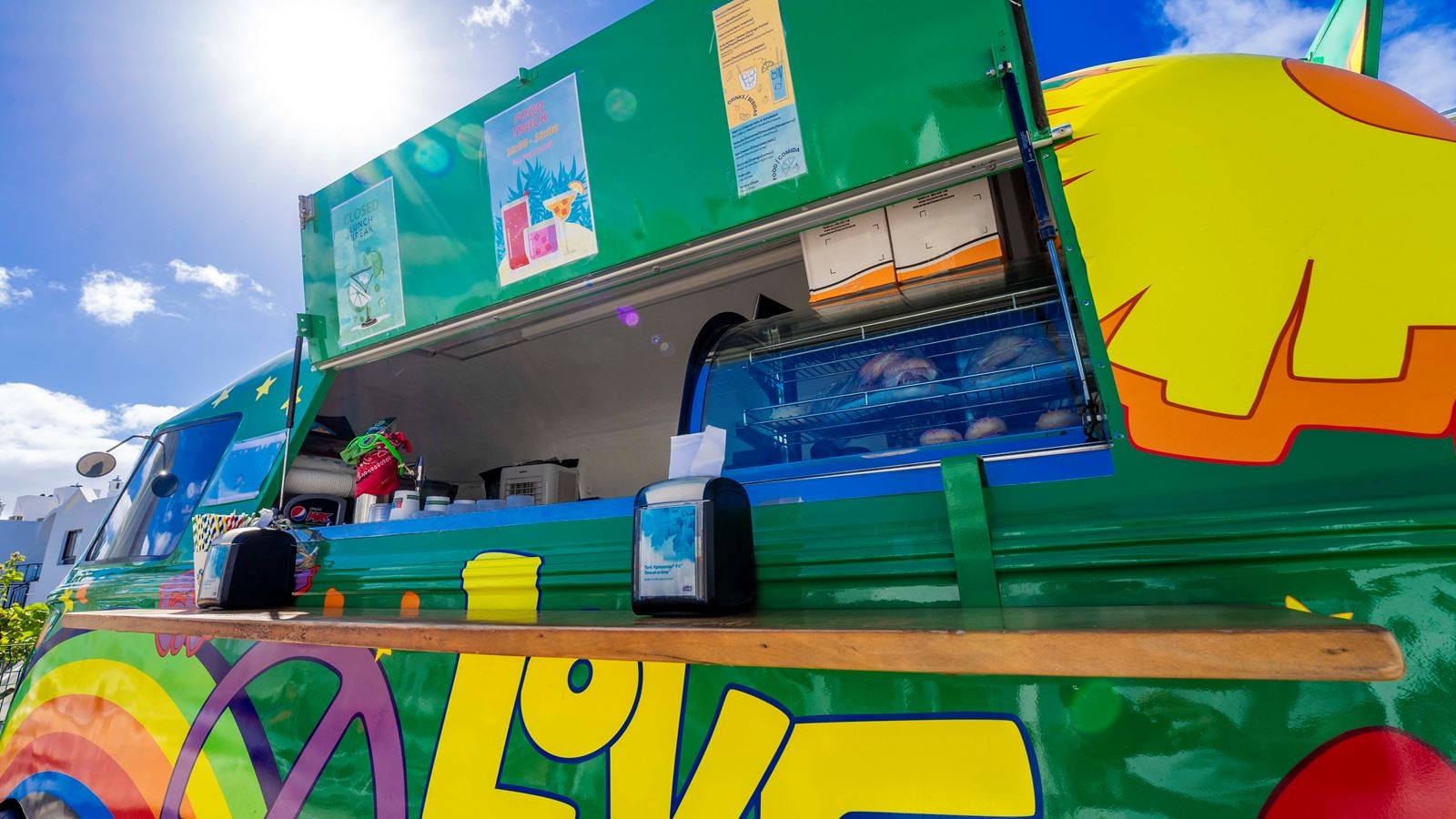 restaurants-restaurants