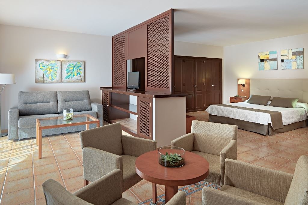 rooms-junior-suite-room-balcony-or-terrace