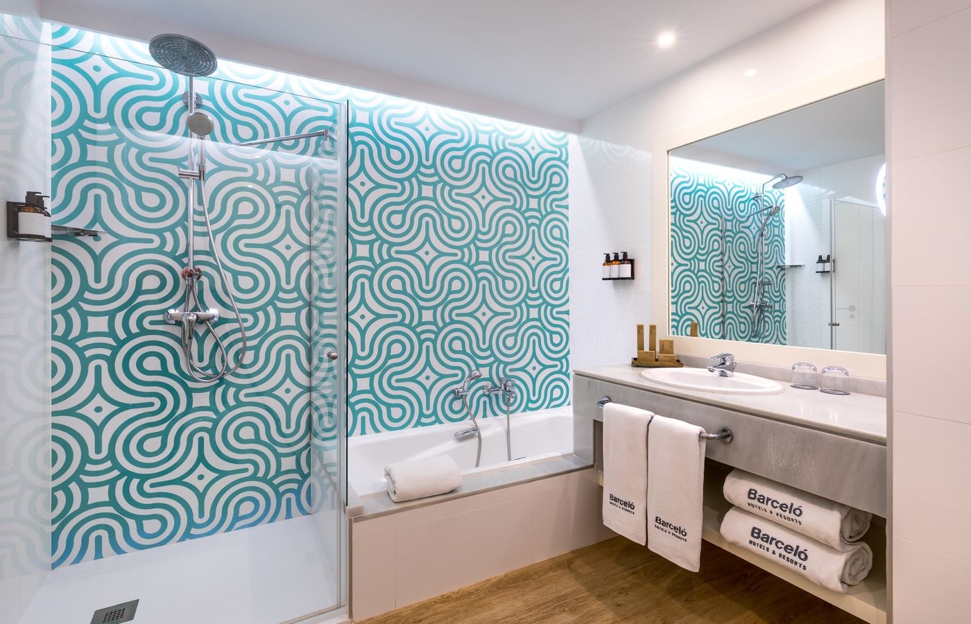 rooms-doble-superior-sea-view-balcony-or-terrace